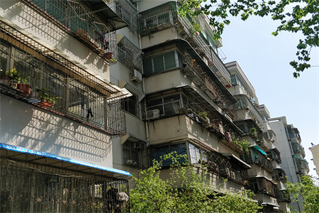 振华小区4室2厅1卫二楼四室朝阳文化路学区房